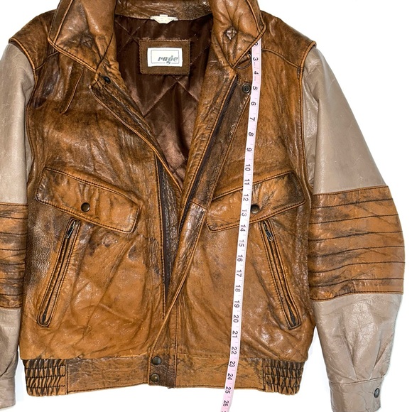 SOLD 💕Vintage Rage Distressed Leather Bomber Jacket - Picture 10 of 13
